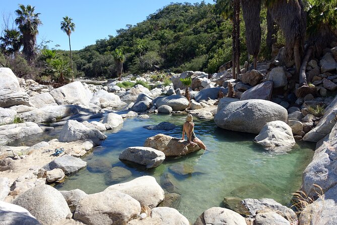 Natural Hot Springs Experience - Carlos and Max: private guides who match your hike to your pace