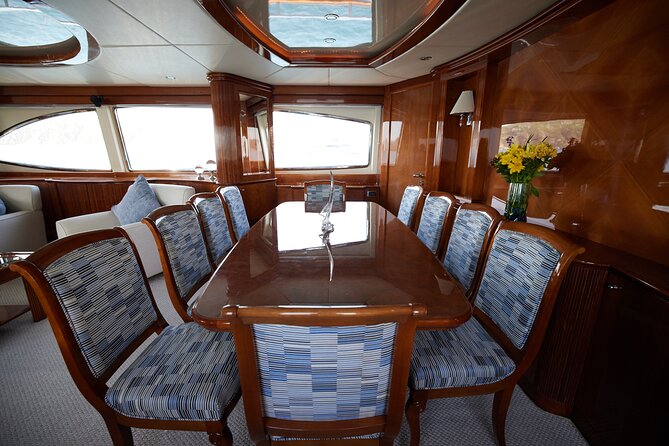 Number Juan 100ft Yacht Azimut Rental - Cruise timing and routes: Cabo views, whale chances, and a no-rush feel