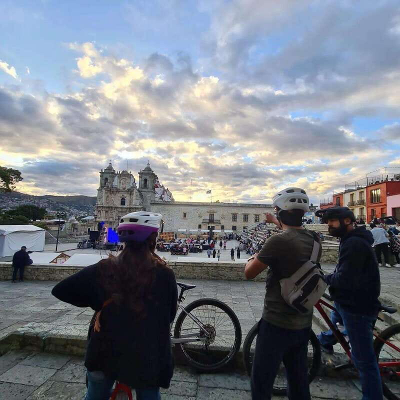 Oaxaca City: Bike Tour with Professional Guide+Art workshop - Starting at Bike Flow Oaxaca, comfort and control from minute one