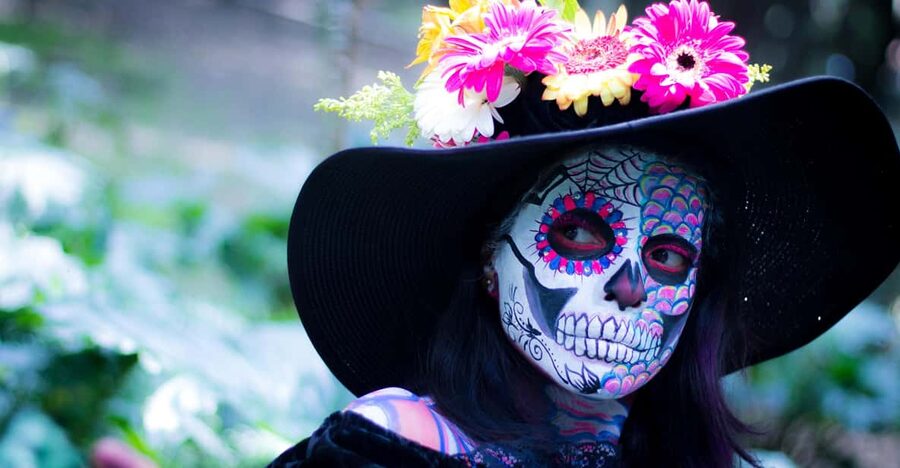 Oaxaca: Day of the Dead Evening Walking Tour with Dinner - Dinner at the end: included meal plus real-world expectations