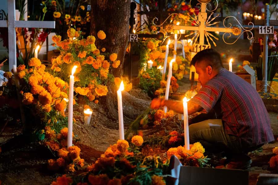 Oaxaca: Day of the Dead Tour - San Agustín Etla on Nov 1: How La Muerteada Becomes a Midnight Parade
