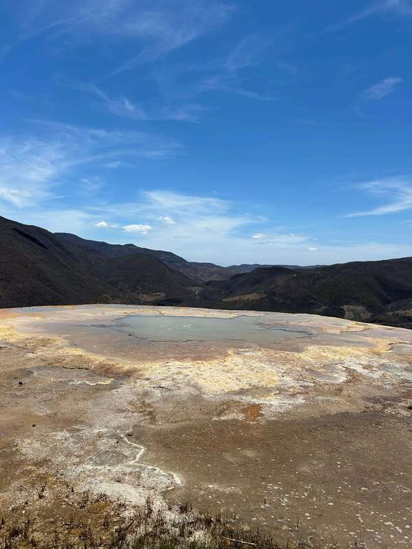 Oaxaca: Hierve el Agua Petrified Waterfalls and Pools Tour - The main tradeoffs: simplicity versus extra guidance