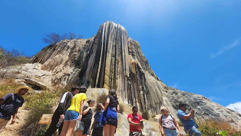Oaxaca: Hierve el Agua Petrified Waterfalls and Pools Tour - The ride to Hierve el Agua: comfortable time, no long waits