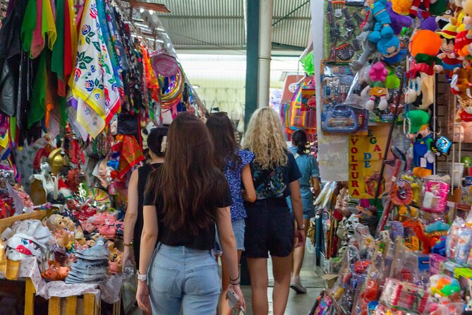 Oaxaca Street Food Tour. Signature Markets Tour - Mercado Benito Juárez: where your guide helps you choose without getting stuck