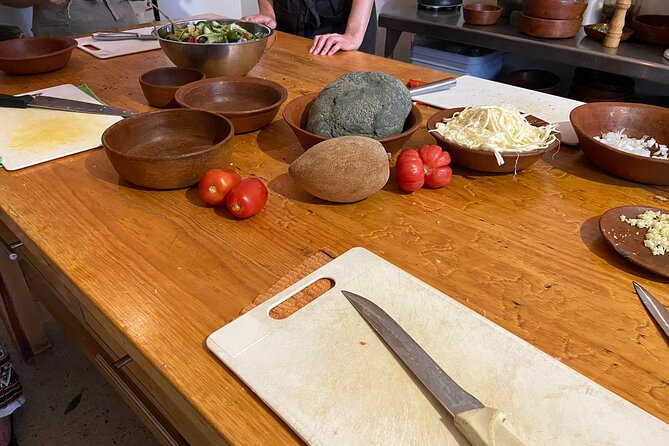 Oaxacan Vegetarian Cooking Class - The guides: Víctor, Quetzal, Armando, and why the stories matter