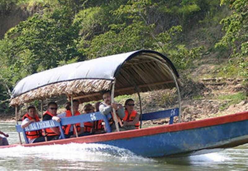 Palenque: Yaxchilán and Bonampak 1 Day Tour - Riding into the Lacandon Jungle toward Bonampak