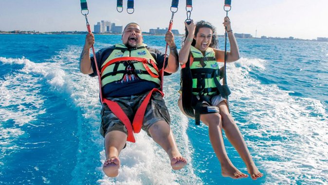 Parasailing Tour - Should you book this Cancun parasail tour?