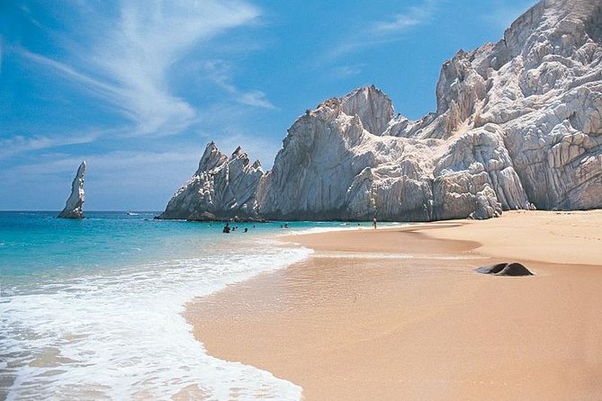 Pelican Rock Snorkeling and Sightseeing Adventure - Safety in strong current areas (and what to do about it)