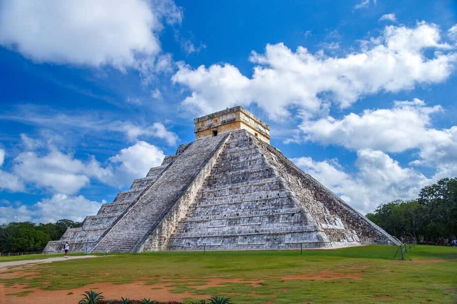Playa del Carmen: Chichen Itza Early Tour with Expert Guide - Getting more out of your guide, from Jonathan to Alberto