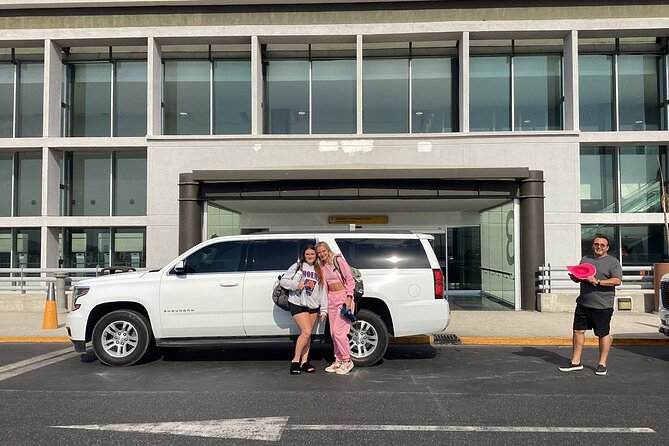 Premier Airport Shuttle Service for Seamless Transport in Cabo - The 20-Minute Grocery Stop That Actually Saves You Holiday Time