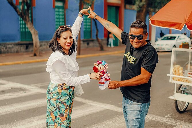 PREMIUM Frida Kahlo Museum and Xochimilco (Small Groups) - Timing reality: traffic, timed entry, and why lunch can feel tight