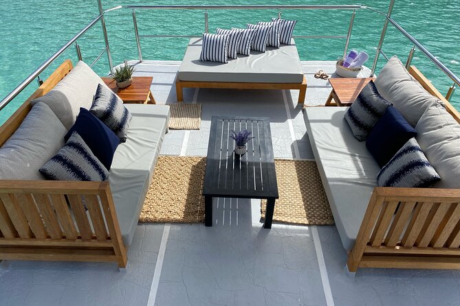 Private Cabo 35ft cat experience Food and open bar included! - Food, Open Bar, and the Little Things That Make It Easy