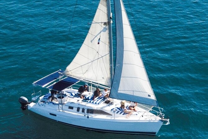 Private Cabo San Lucas Sunset Cruise on 33´ sailboat - A private 33-foot sailboat is the real upgrade