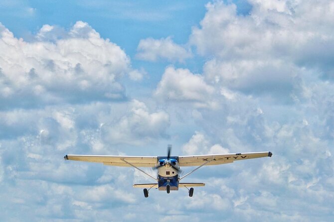 Private flight to Holbox from Cancun - Inside the Flight: What 25 to 40 Minutes Feels Like