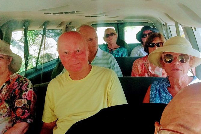 Private & Personalized Car or Van Rental with a Local Tour Guide - So should you book this private Acapulco van tour?
