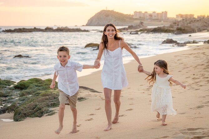 Private photo session in Los Cabos - Why this private Cabo photo session feels personal