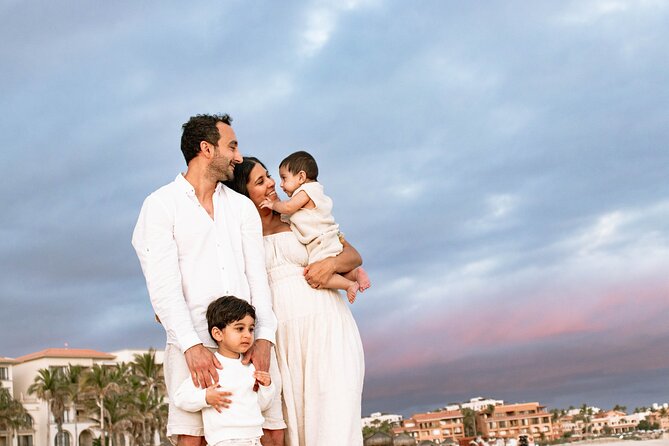 Private Photoshoot Session in Cabo - Who this works best for: couples, families, and maternity