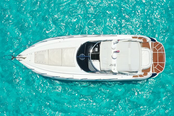 Private Premium Yacht 46FT Rental in Cancún - Meeting on Kukulcan Boulevard, and how to get on board fast