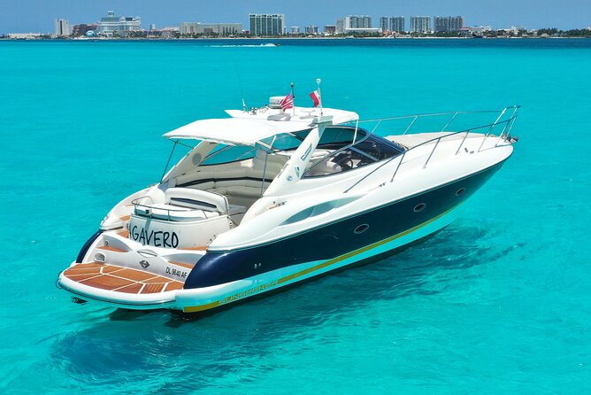 Private Premium Yacht 46FT Rental in Cancún - Isla Mujeres: when Playa Norte and Punta Sur enter the plan