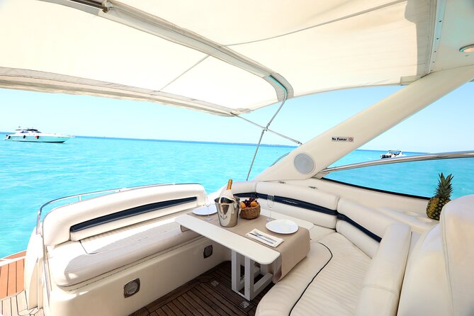 Private Premium Yacht 46FT Rental in Cancún - Snorkeling, paddleboarding, and the floating lilly pad