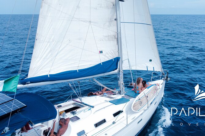 Private Sailboat tour in Cabo San Lucas with Papillon Yachts - Cabo by private sail: what makes Papillon Yachts stand out