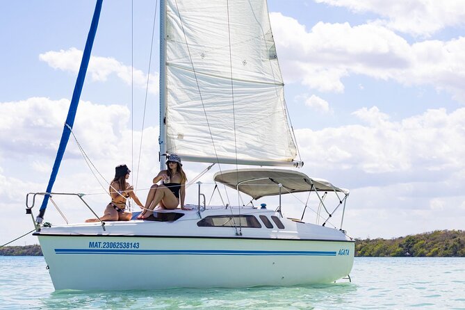Private sailing excursions, nice spacious sailboats. - Snacking like a local, and getting wet without the hassle
