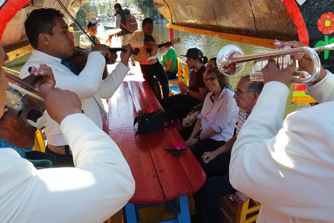 Private Tour: Xochimilco, Coyoacan and Frida Kahlo Museum - Xochimilco Parque Ecologico: canals, vendors, and that floating-boat feeling
