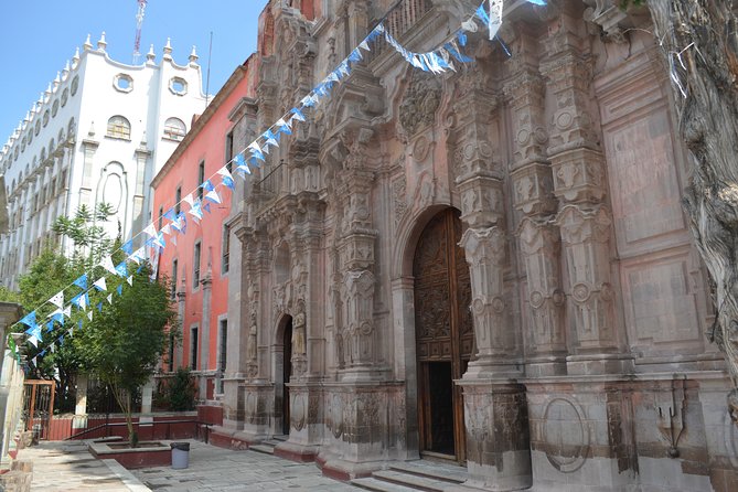 Private walking tour in Guanajuato (available from 1 person) - Guides and pacing: what makes the experience feel personal