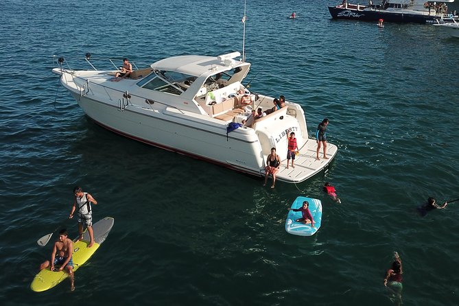 Private Yacht Cruise 4 Hour- Snorkeling & Paddle Boarding - Drinks, snacks, and that easy on-board vibe