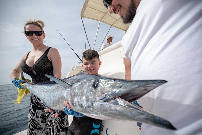 Private Yacht Ultimate Fishing and Snorkeling Adventure - 6 Hours - Why this Cabo yacht mix of fishing and snorkeling works
