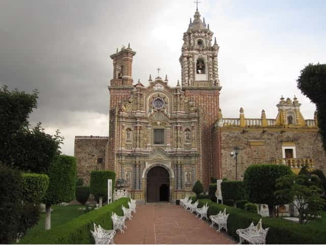 Puebla: Cholula Magical Town Tour by Double-Decker Bus - The Great Pyramid of Cholula and the Temple on Top: How to Visit Without Missing the Point