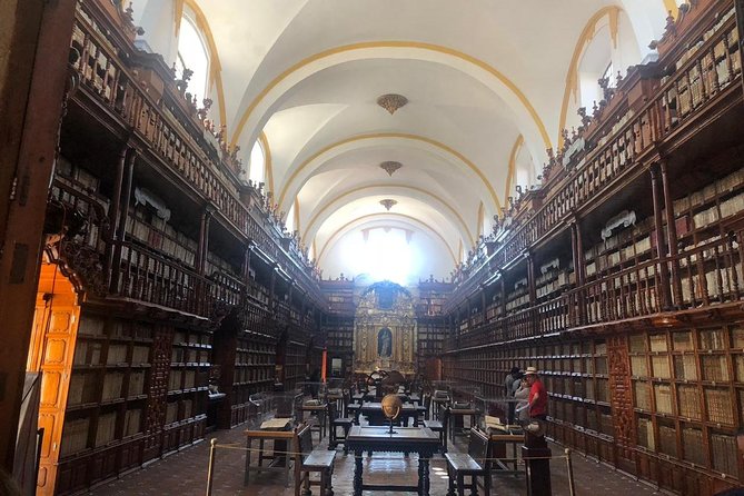 Puebla, Cholula & Tonantzintla Day Trip with Optional Lunch - Cholula First: Churches, the Pyramid Base, and Photo-Friendly Time