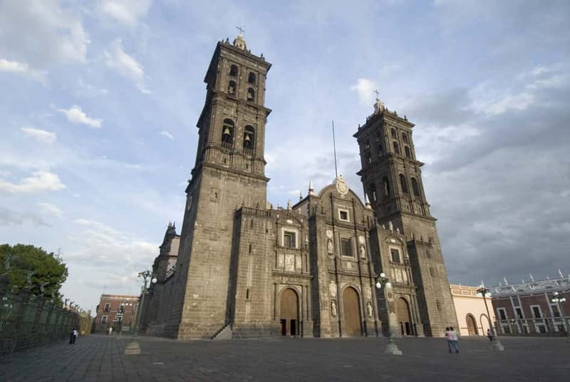 Puebla Sightseeing Tour by Double-Decker Tram - Flea Markets and Candy Street: How to Use This Tour Without Losing Time