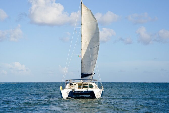 Puerto Morelos Secret Sandbar Catamaran Sail - Best-fit guests for this catamaran sandbar sail
