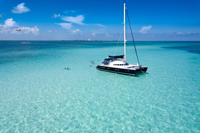 Puerto Morelos Secret Sandbar Catamaran Sail - Puerto Morelos National Reef Park cruise: the calm part of the day