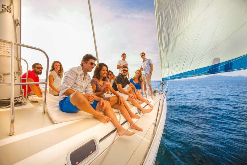 Puerto Vallarta: Bay of Banderas Luxury Sunset Sailing Tour - The sunset moment: getting the best angle from the water