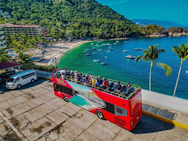 Puerto Vallarta: Hop-On-Hop-Off City Bus Tour - Where to start: Los Arcos on the Malecon (and why it helps)