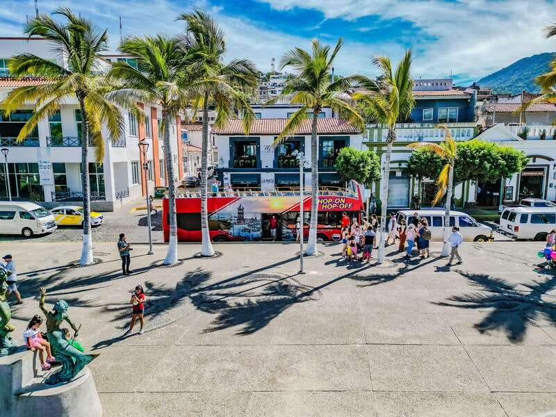 Puerto Vallarta: Hop-On-Hop-Off City Bus Tour - Audio guide tips: getting it in English vs Spanish