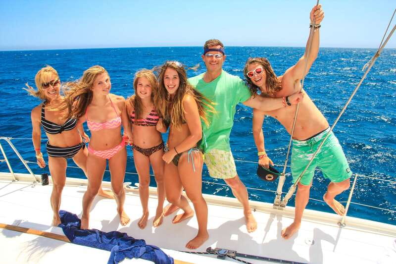 Puerto Vallarta: Luxury Day Sailing Tour of Bay of Banderas - Drinks, Music, and the Crew That Makes It Feel Effortless