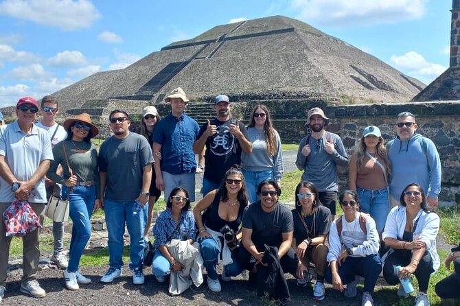 Pyramids of Teotihuacan without traps for tourists morning or afternoon - Getting there from Mexico City: air-conditioned comfort and a quick trip