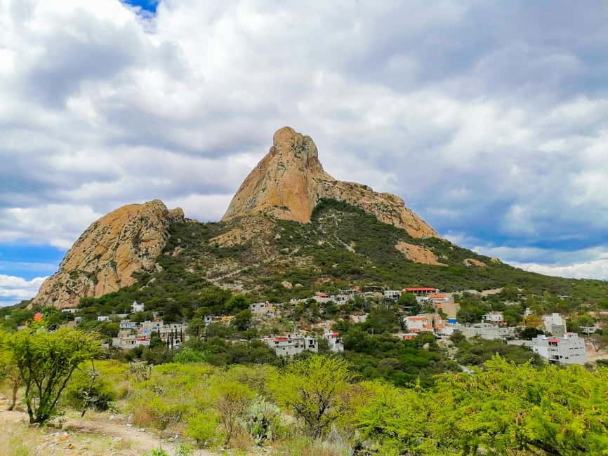 Querétaro: Bernal & Tequisquiapan Trip with Wine & Cheese - A 10-hour day that links two Magic Town vibes