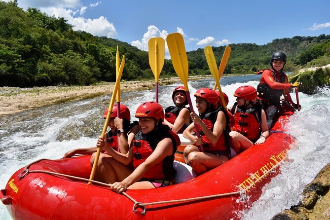 Rafting in Tampaon River from Ciudad Valles - What class III rapids feel like on the Tampaon River
