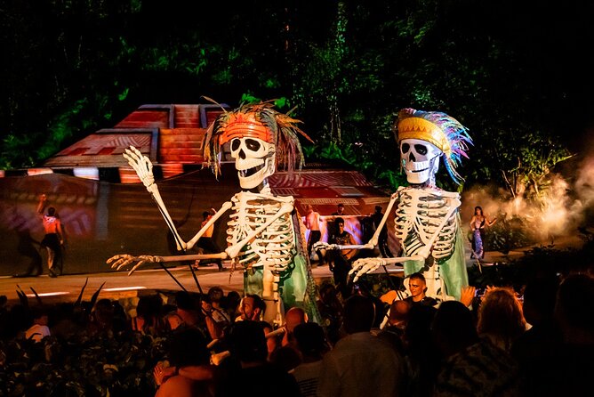 Rhythms of the night, Sunset Cruise, Candlelit Dinner & Alma Show - What to pack for Las Caletas at night