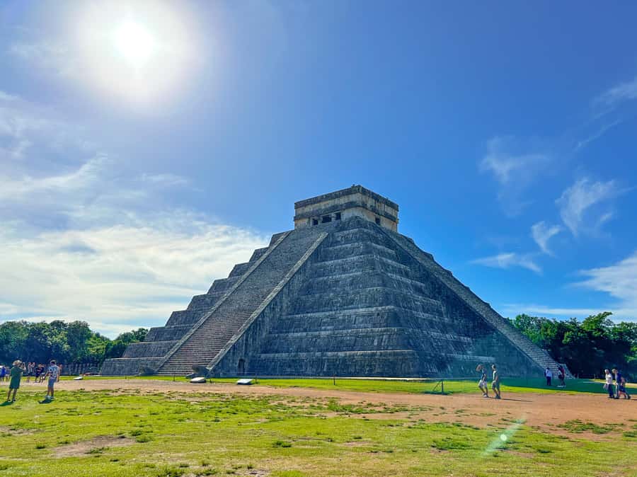 Riviera Maya: Tour to Cobá and Chichén Itzá with a Cenote and optional lunch - Chichén Itzá: the big show, explained by your guide