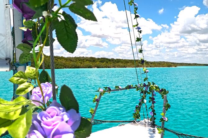 Sail 4hr in the most SECRET Spot of Bacalar and Beach Club. - What’s Included, and What That Means for Your Day
