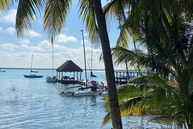 Sail away! Hobie Cat Tour Bacalar - The 7 colors lesson, and why your eyes will start to work