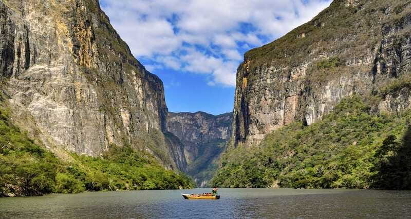 San Cristóbal: Sumidero Canyon, Viewpoints & Chiapa de Corzo - Chiapa de Corzo free time: history on your schedule, crafts for your suitcase