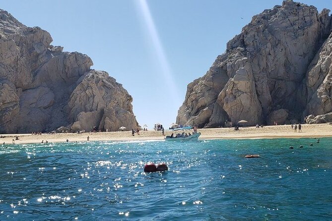 Shared Tour to the Arch of Cabo San Lucas - El Arco de Cabo San Lucas, the main attraction up close