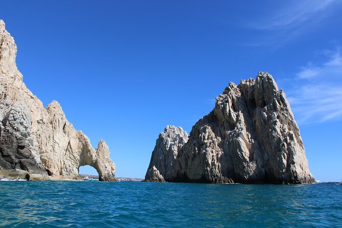 Shared Tour to the Arch of Cabo San Lucas - The one-hour route from D Dock, what your day feels like