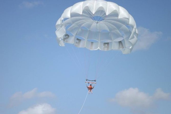Single or Double Parasailing in Cabo with Views of The Arch - Getting There: The Marina Start and the Medano Beach Focus